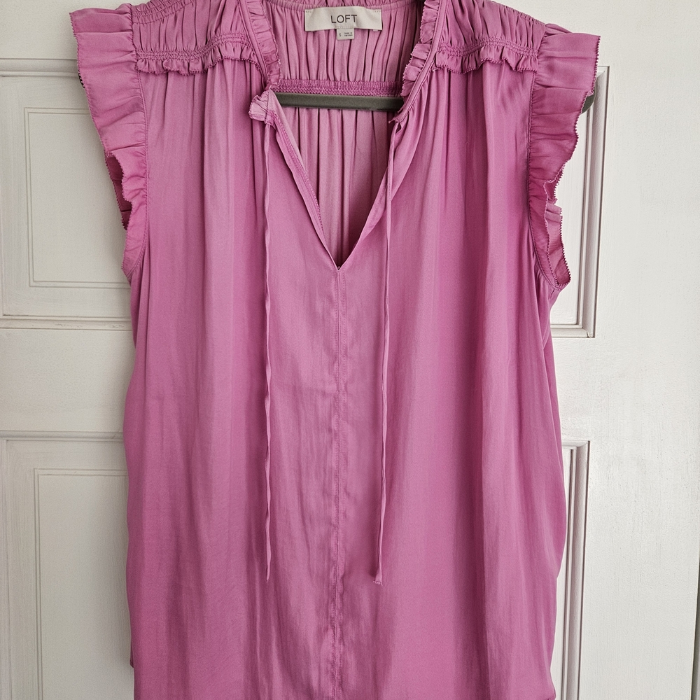 LOFT Women's Pink Ruffle Sleeve Top